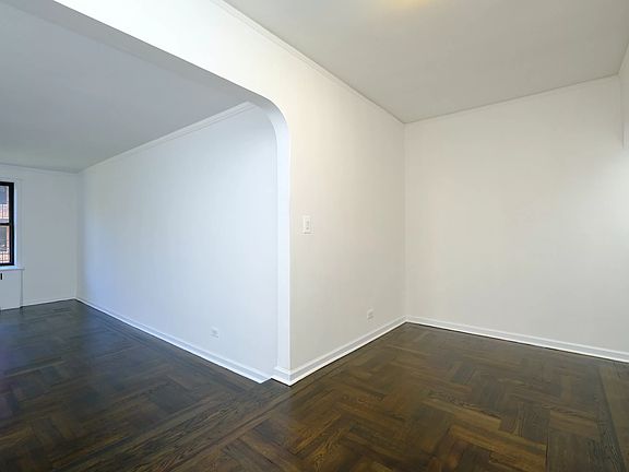 3rd image of 2685 Creston Ave APT 3D