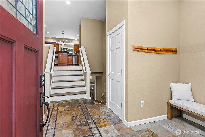 5th image of 23811 NE 43rd Street