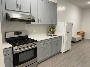 516 Grandview Ave #2, Ridgewood, NY 11385