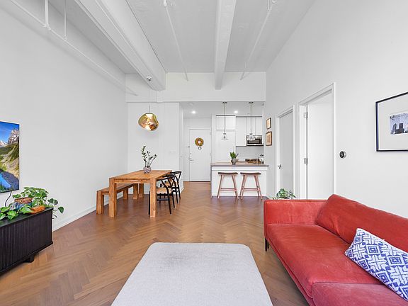 4th image of 184 Kent Ave APT D304
