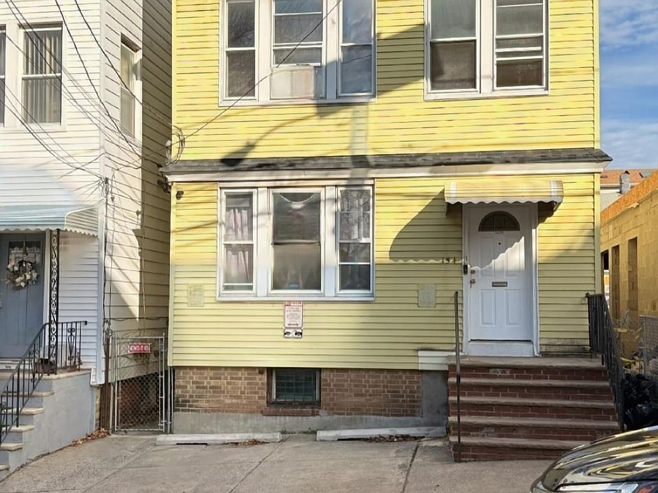 1st image of 154 Bleecker St Floor 2