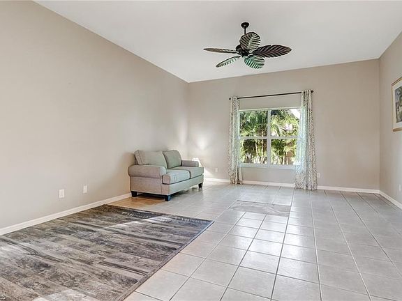 4th image of 5016 SW 25th Ct
