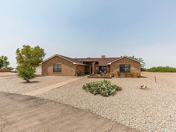 3rd image of 5 Camino Valle Verde
