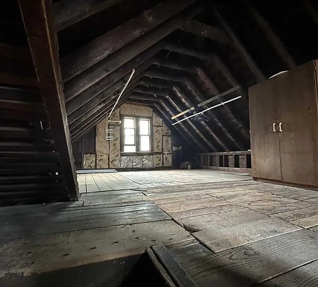 Attic/exclusive storage space