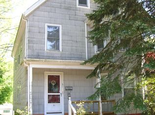 31 High St, Bridgewater, MA 02324