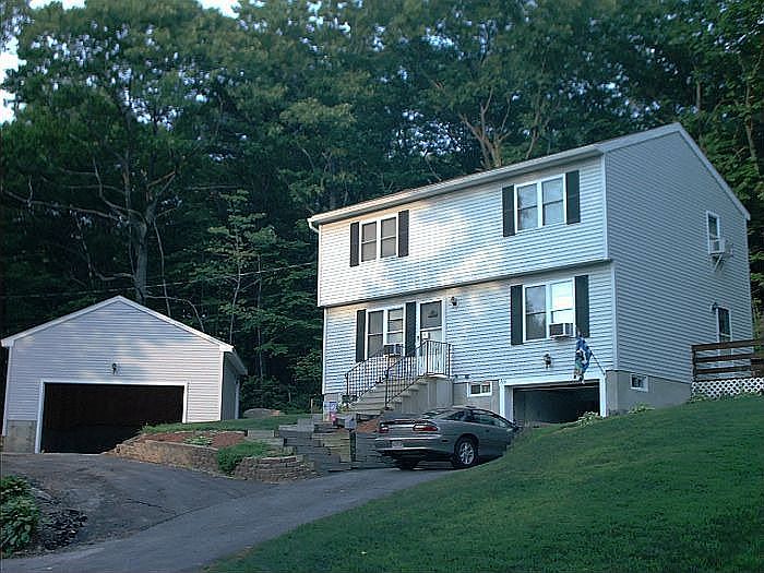 2nd image of 319 Marshall St