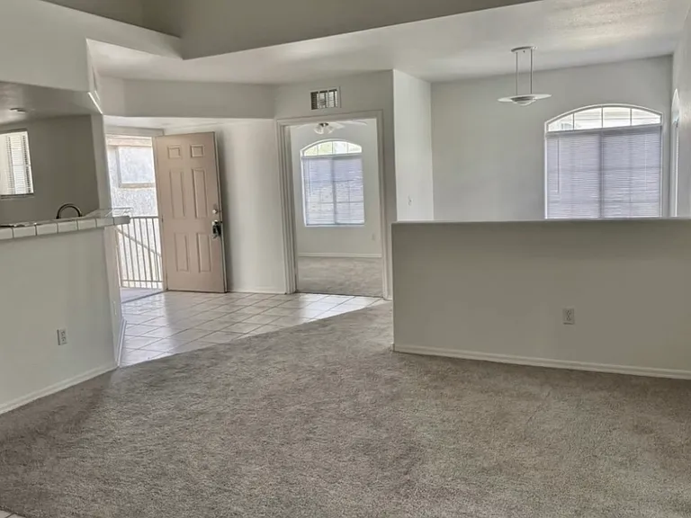 7400 W Flamingo Rd #2022 — Photo 8