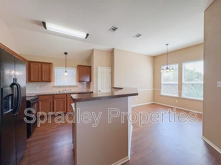 1113 Branchwood Way — Photo 9