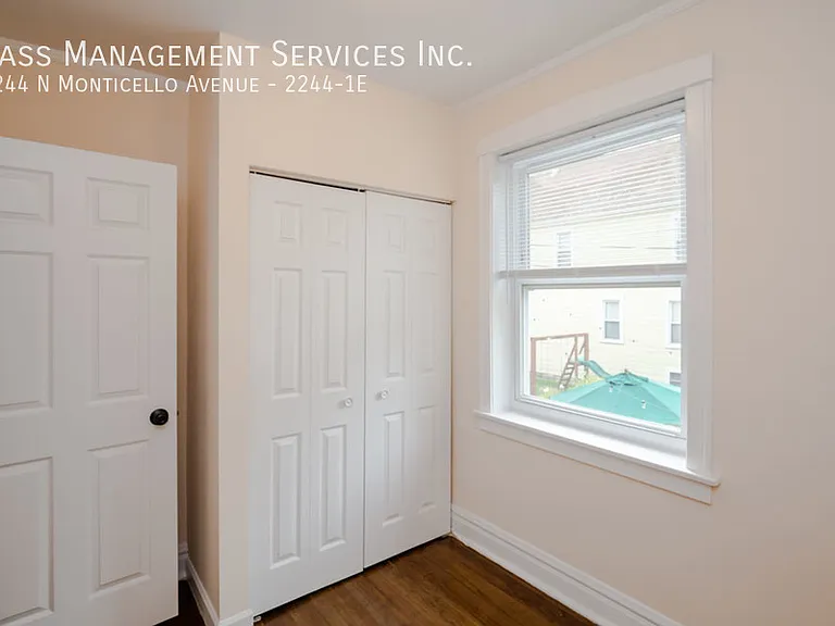 2244 N Monticello Ave #1E — Photo 5
