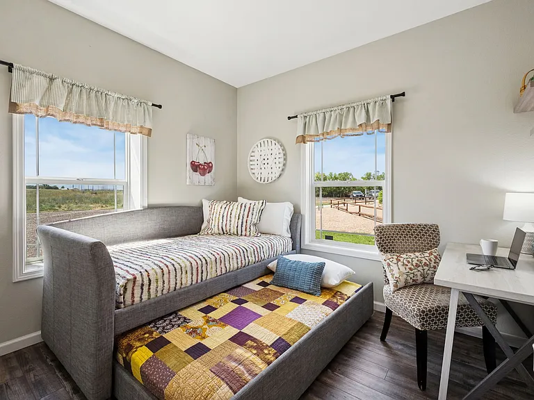 8466 Golden Fields Ln #B — Photo 20