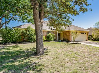 1305 Colorado Dr, Benbrook, TX 76126