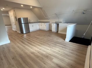 209 Central Ave APT 4, Pawtucket, RI 02860