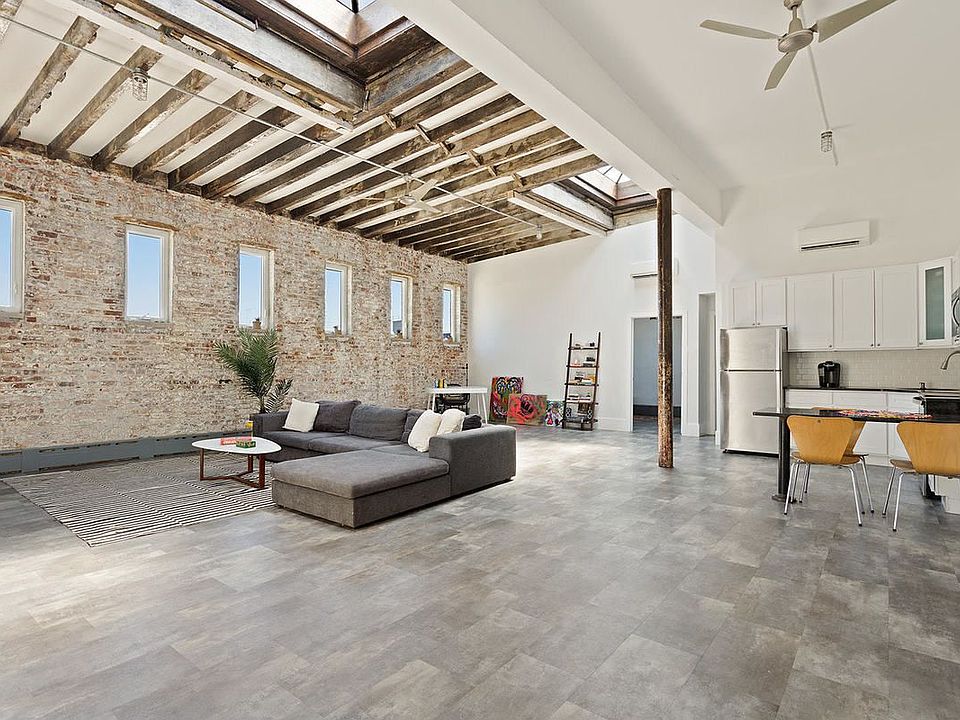 1st image of 140 2nd St #3