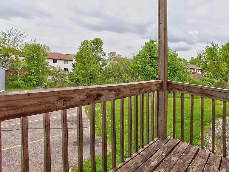 1019 Abbey Ct #8 — Photo 13