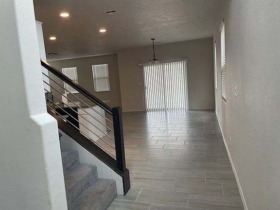 5th image of 5781 Cosmo Ct NE