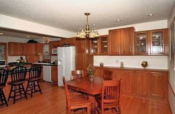3rd image of 7538 Lee Ave N