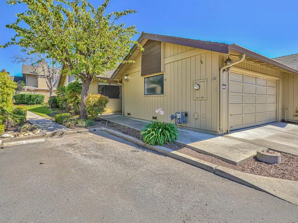 1844 Cherokee Dr Unit 1, Salinas, CA 93906