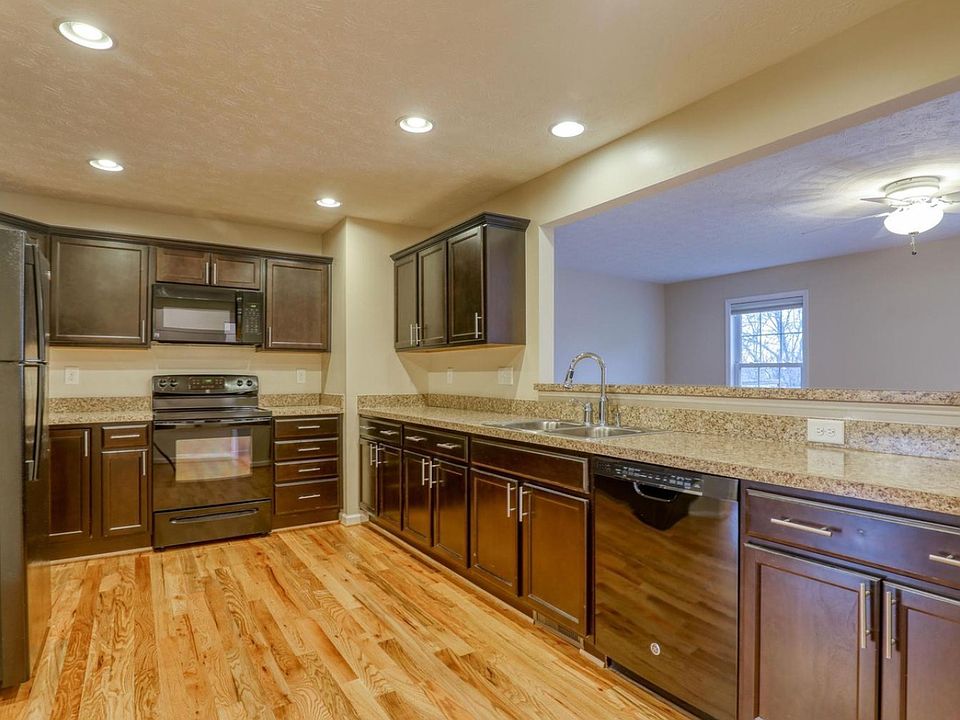 2nd image of 1948 Cidermill Ln #1