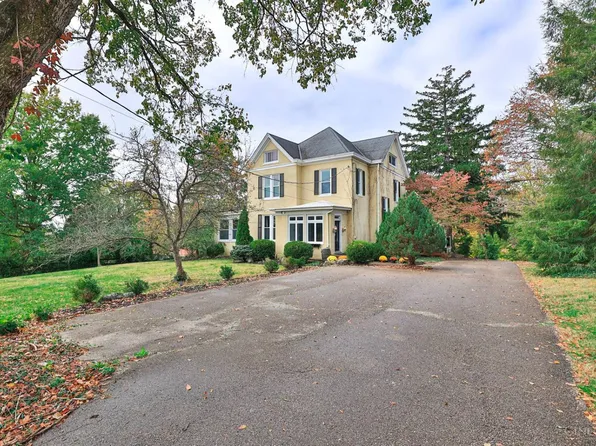 269 Compton Rd, Cincinnati, OH 45215