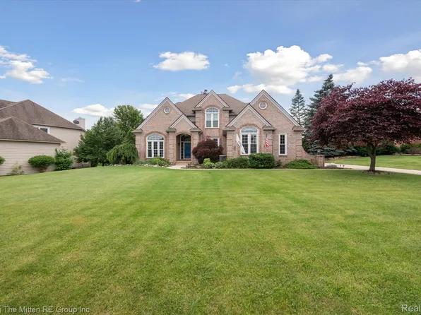 4140 Lake Forest Ct, Ann Arbor, MI 48108