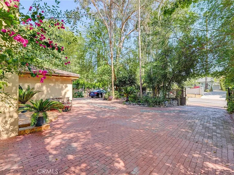 22349 Dolorosa St — Photo 51
