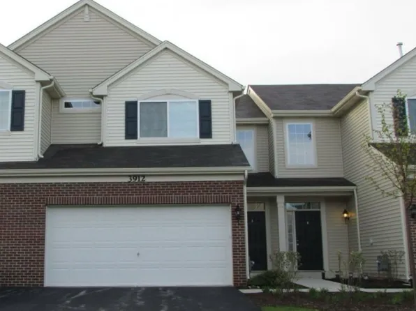 3912 Pratt St, Plano, IL 60545