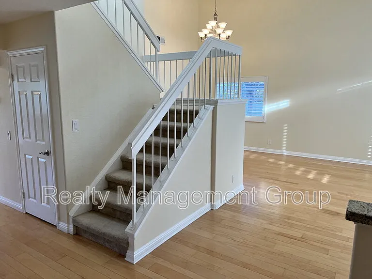 1161 Paseo Primavera — Photo 4