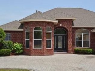 9053 Orlando Ave, Navarre, FL 32566