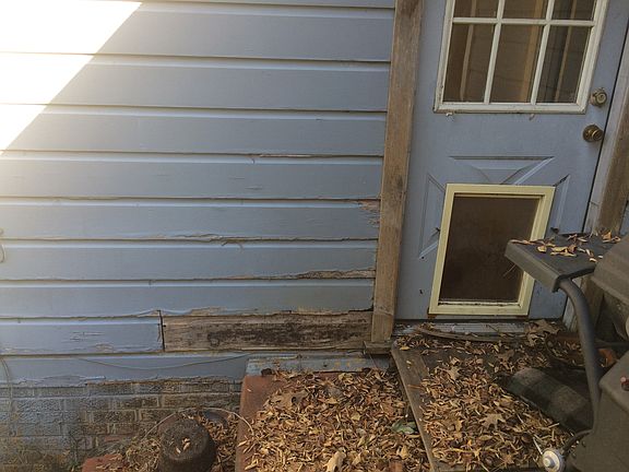 3rd image of 1007 Delwood Dr