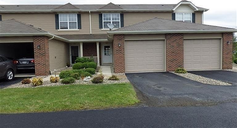 1st image of 897 Flagstone Dr
