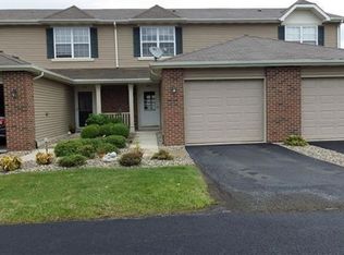 897 Flagstone Dr, Dyer, IN 46311
