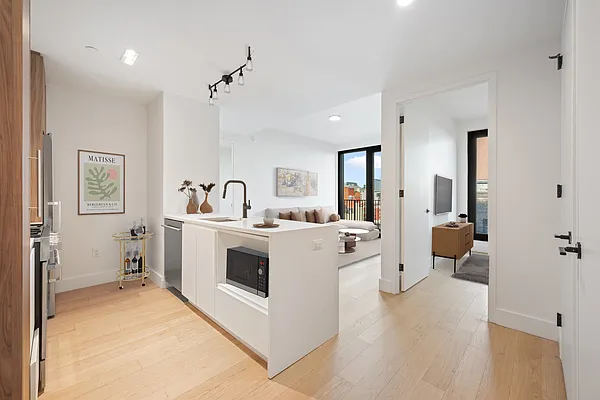 Rented by Living New York | media 1