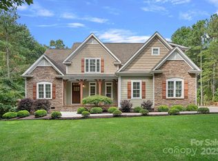 1207 Misty Creek Dr, Iron Station, NC 28080