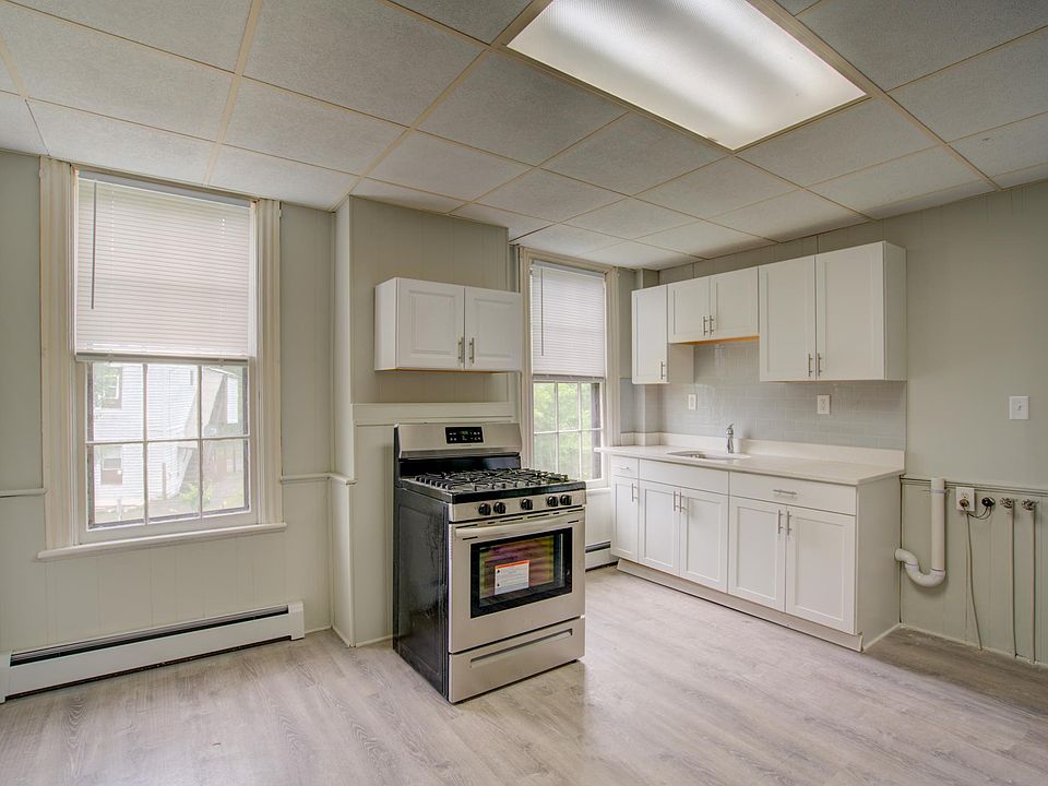 1st image of 8 Stowe Ave #1