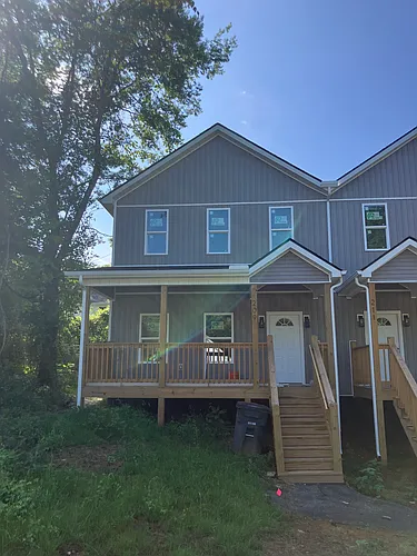 211 Avenue C Photo 1
