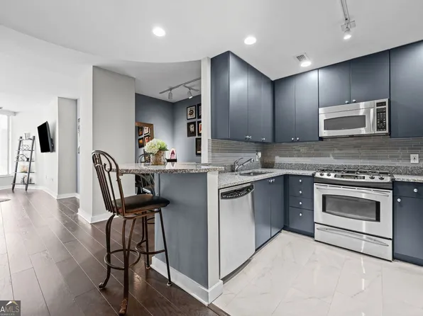 3338 Peachtree Rd NE APT 1105, Atlanta, GA 30326