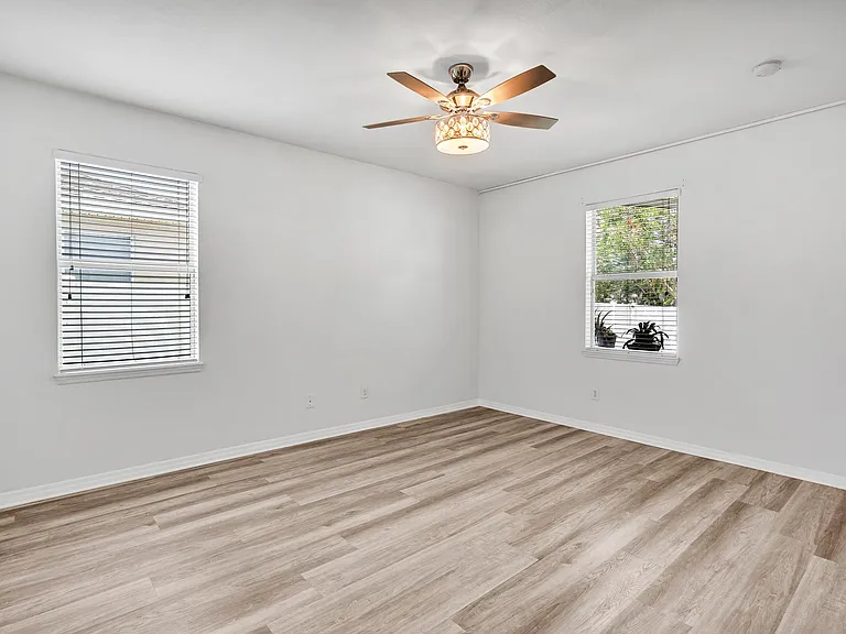 4810 Halls Mill Xing — Photo 20