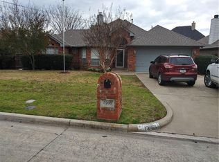 5200 Timber Green Dr, Arlington, TX 76016