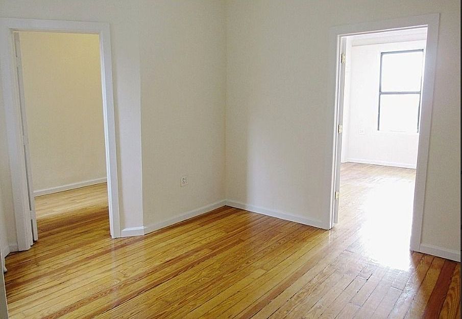 1st image of 4011 25th Ave APT 11