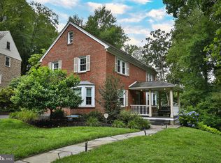 8368 Glen Rd, Elkins Park, PA 19027