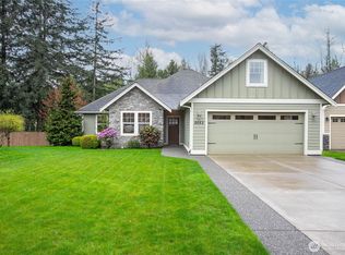 2053 Mercedes Dr, Lynden, WA