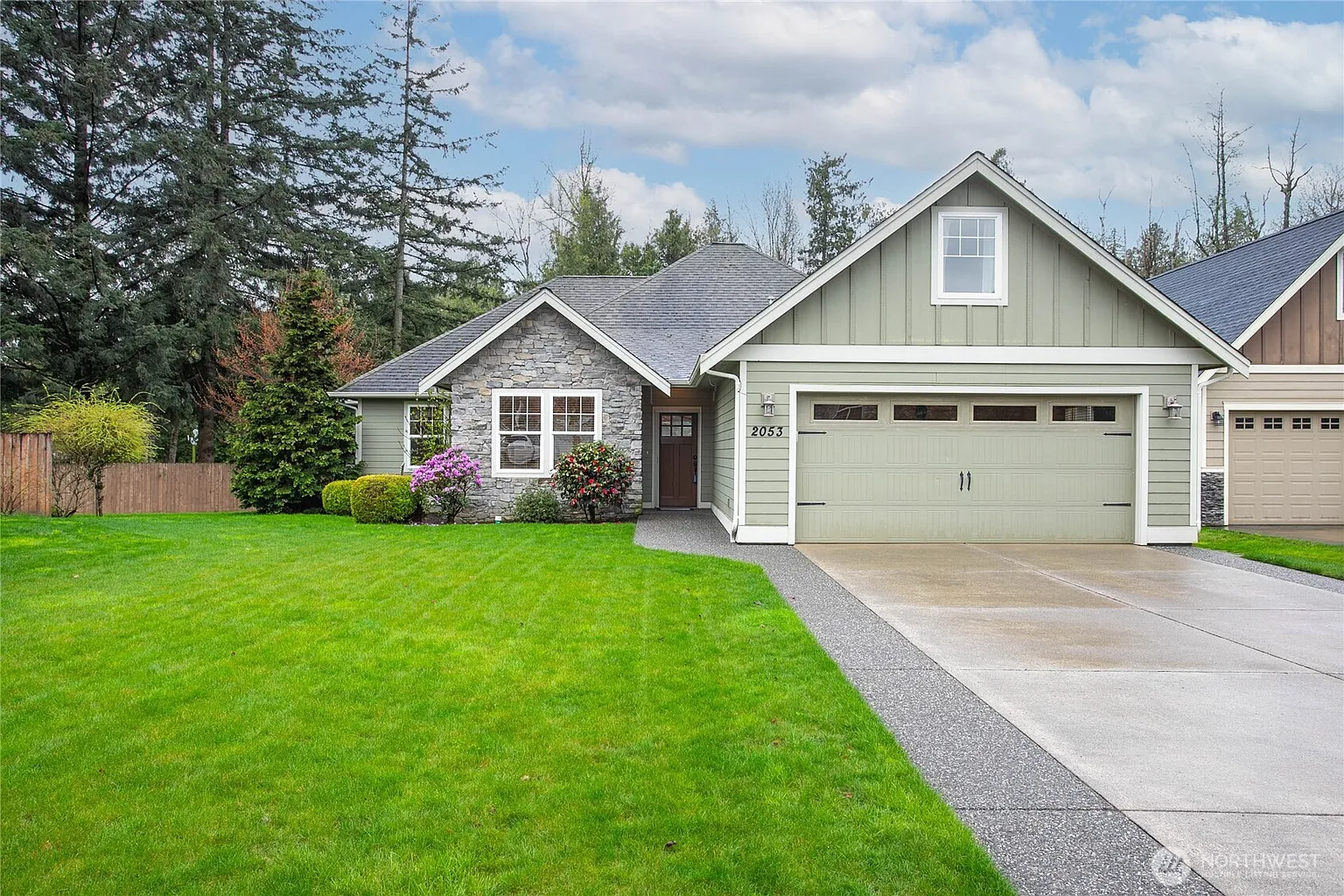 2053 Mercedes Drive photo 1