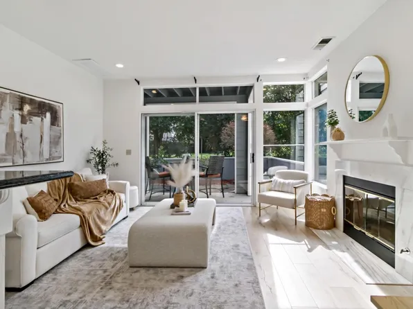 1785 Parkview Green Cir, San Jose, CA 95131