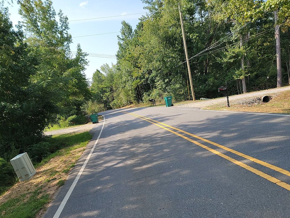 2nd image of 21264 Gorgas Rd