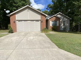 3229 Warpath Dr, Crossville, TN 38572