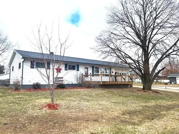 674 East Maple STREET, Blair, WI 54616