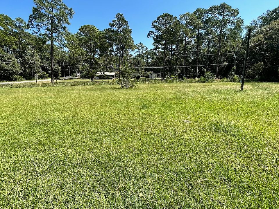 1st image of 18 Lake Larry Dr