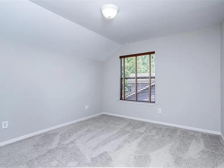 59 Douvaine Ct — Photo 20