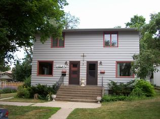 114 6th Ave NW, Watertown, SD 57201