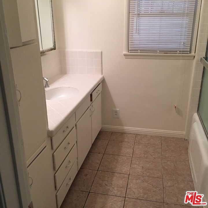 1st image of 11847 Runnymede St